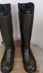 Tall hunter green bogs boots
